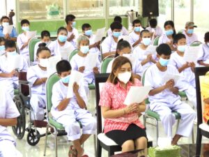 สคพ.การุณยเวศม์ จัดกิจกรรมธรรมะอุ่นใจ พร้อมสวดมนต์บท “โพชฌังคปริตร” เพื่อถวายพระพรแด่สมเด็จพระเจ้าลู&hellip;