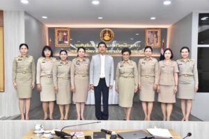 ผู้ปกครอง สคพ.การุณยเวศม์ เข้าร่วมโครงการอบรมพี่สอนน้องถ่ายทอดประสบการณ์ทำงาน (Work Life Coaching)